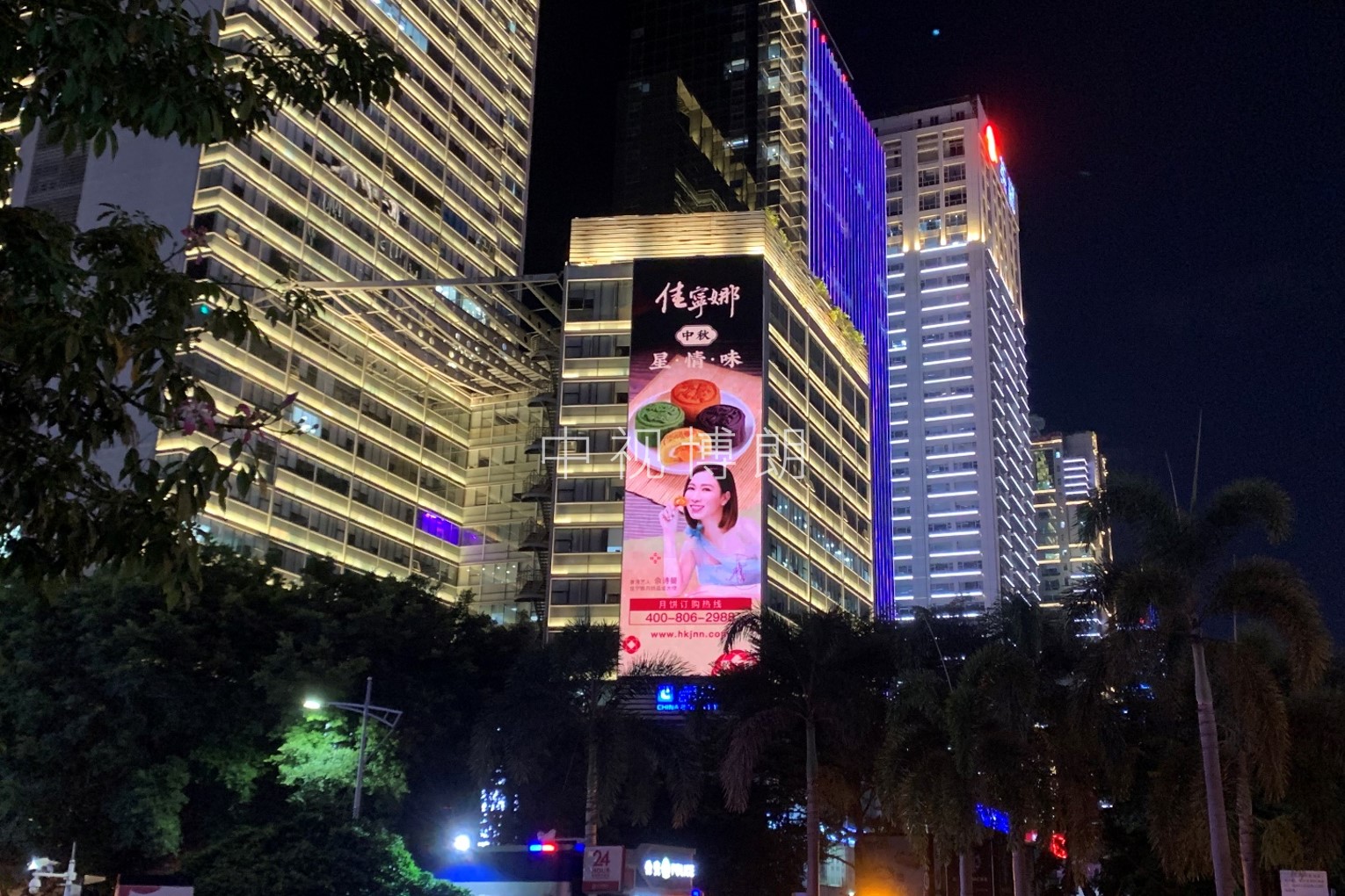 深圳LED大屏广告-深圳深南大道朗华大厦LED大屏广告-深圳地标广告