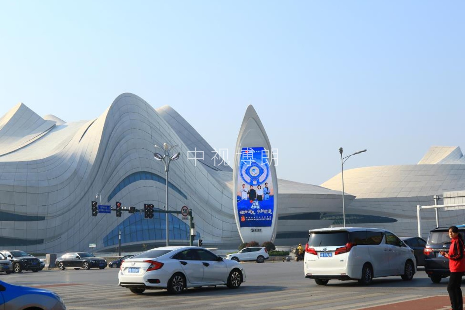 长沙LED large screen advertising-长沙金星路梅溪湖艺术中心花瓣屏广告-长沙地标广告