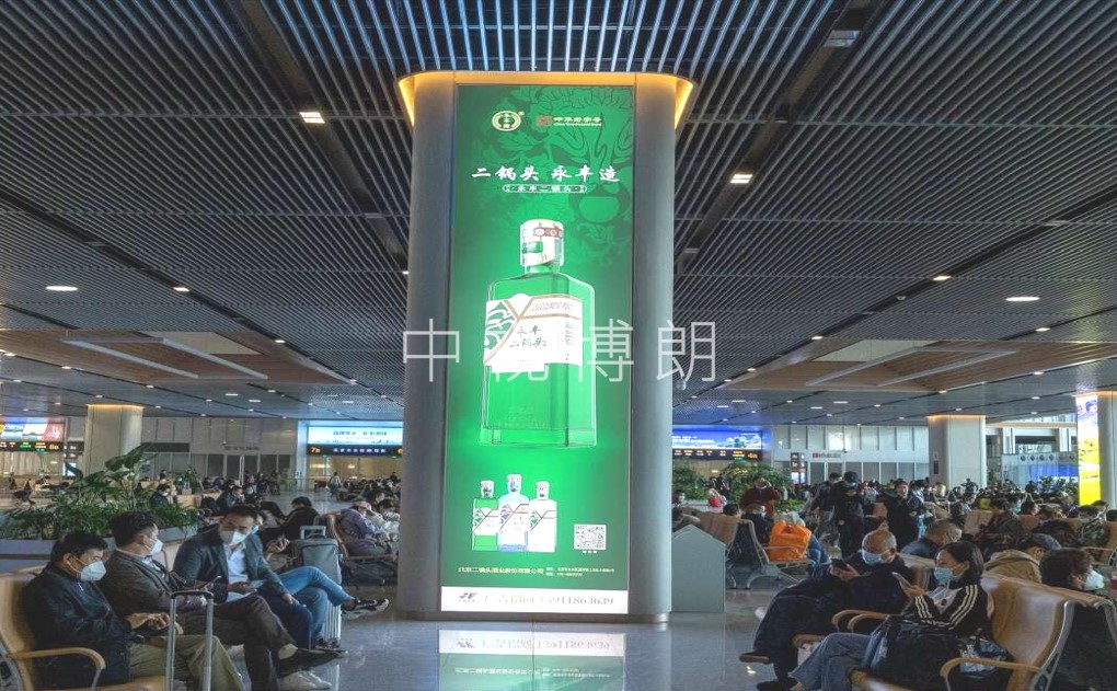 北京丰台站-候车大厅中区柱身灯箱