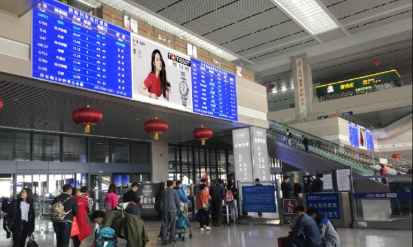 长春西站广告-进出站LED大屏套装