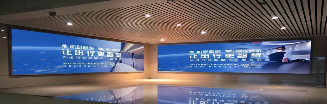 高铁广告-进出站一楼巨幅灯箱