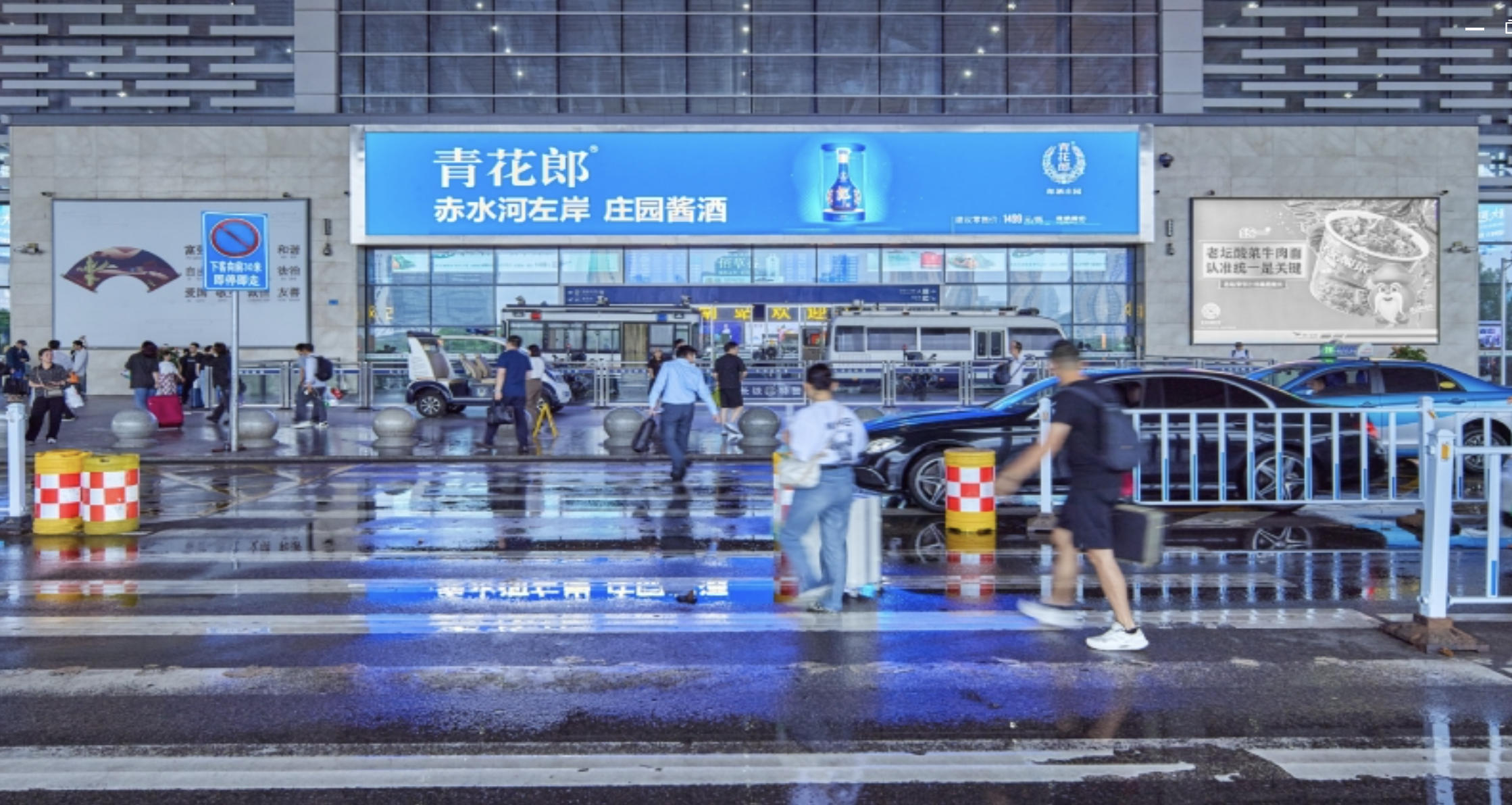长沙南站广告-西进站口地标LED大屏