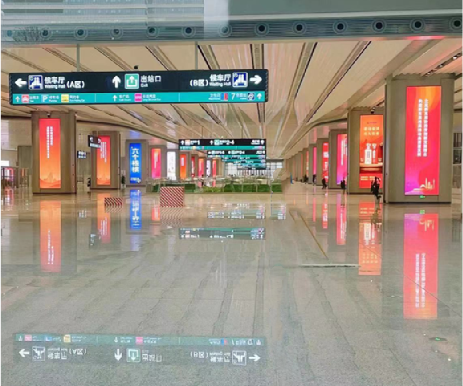 Guangzhou Baiyun Station advertisement-Outbound channel cylindrical lightbox set 2