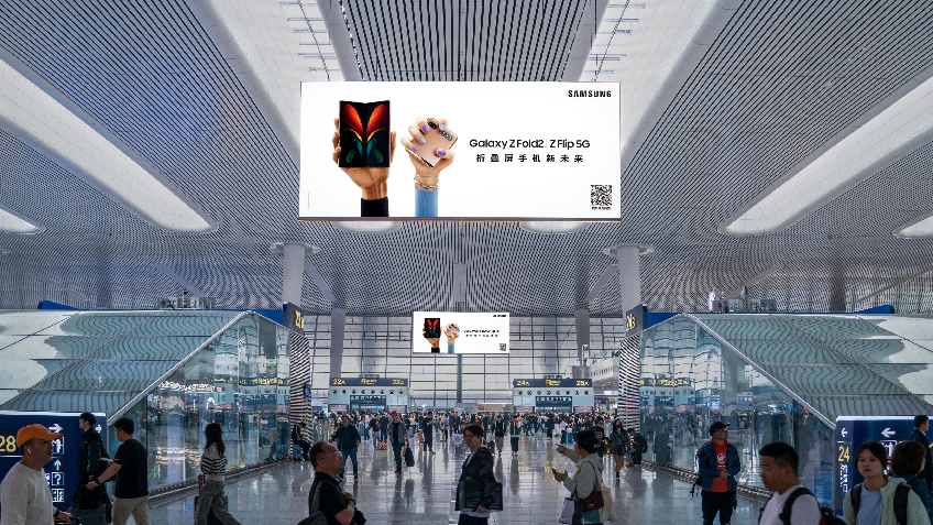 杭州东站广告-候车大厅双面吊杆灯箱