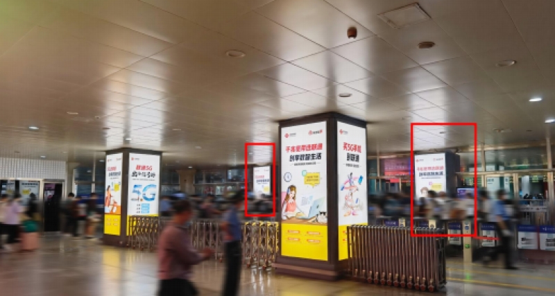 济南站广告-济南站出站大厅南侧包柱灯箱2