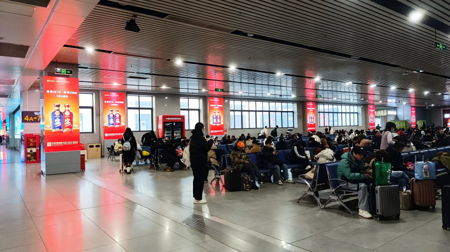 济南站广告-进站候车厅独立刷屏套装