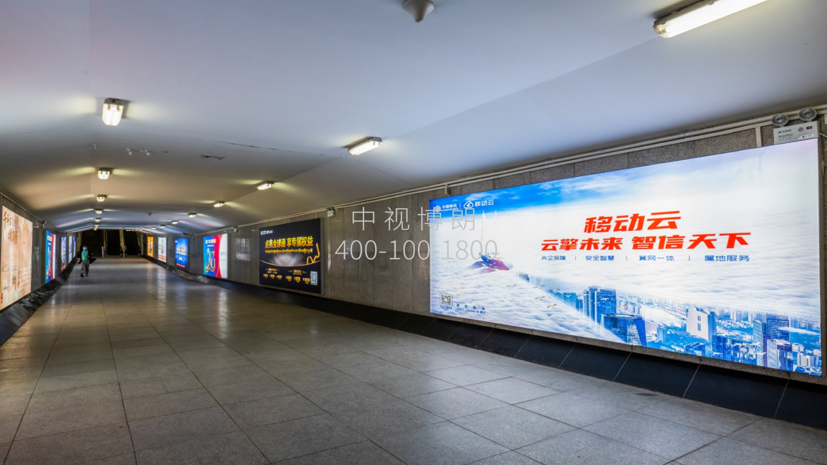 西藏火车站广告-地下通道灯箱点位图