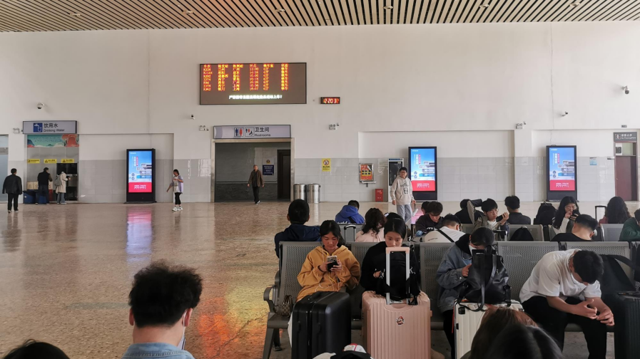 Реклама on Luoyang Станция-Наборы для самостоятельной щетки зала ожидания