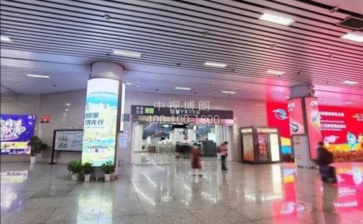宁波站广告-地铁高铁出口通道包柱灯箱