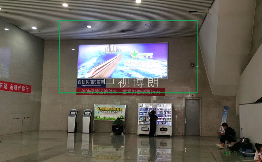 唐山站广告-进站售票厅墙面灯箱