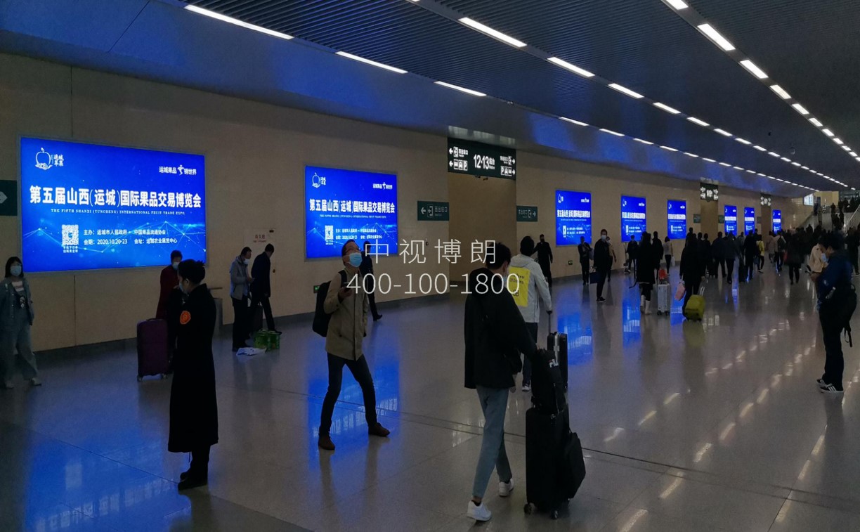 太原南站广告-出站通道灯箱