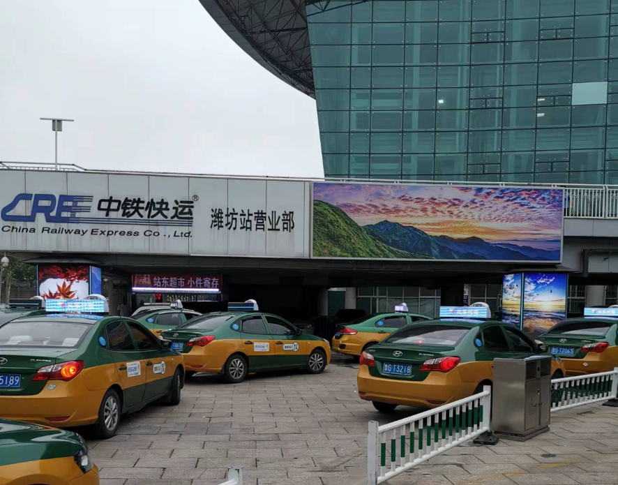 潍坊站广告-进站廊桥灯箱