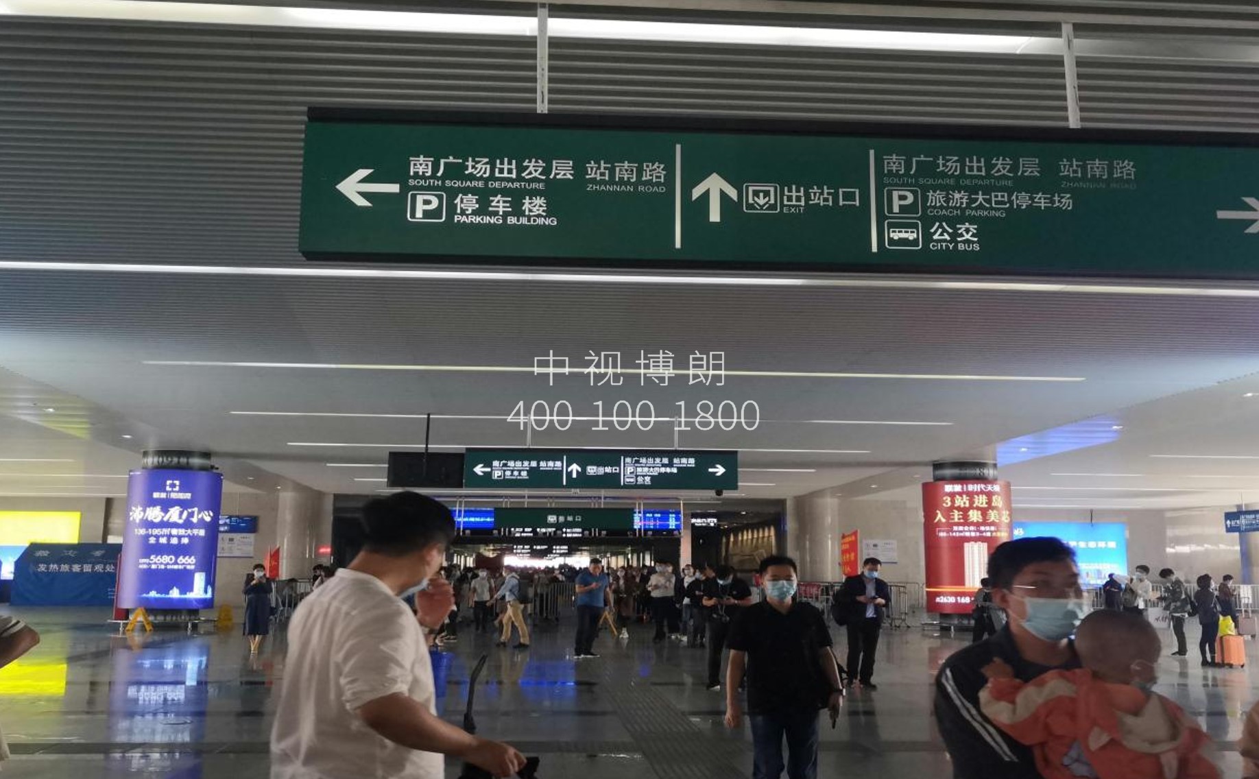 厦门站广告-南广场出站圆柱灯箱套装