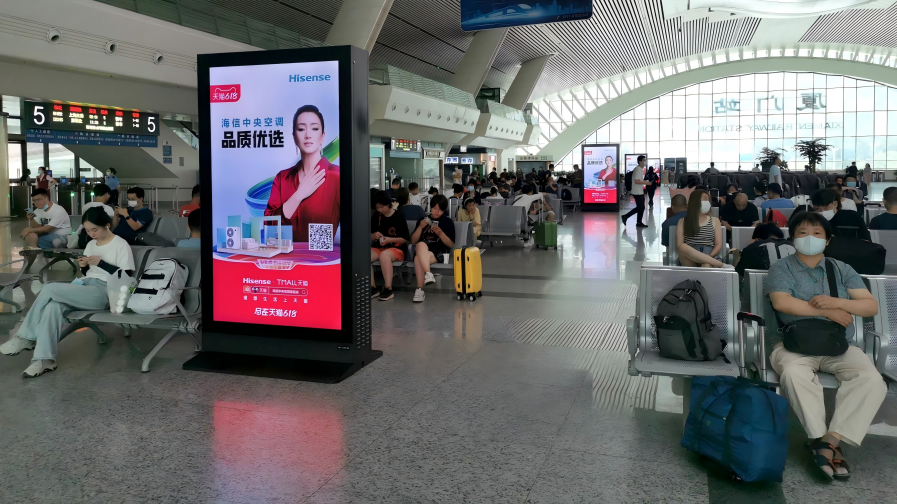 Xiamen Станция Реклама-Наборы для самостоятельной щетки в зале ожидания