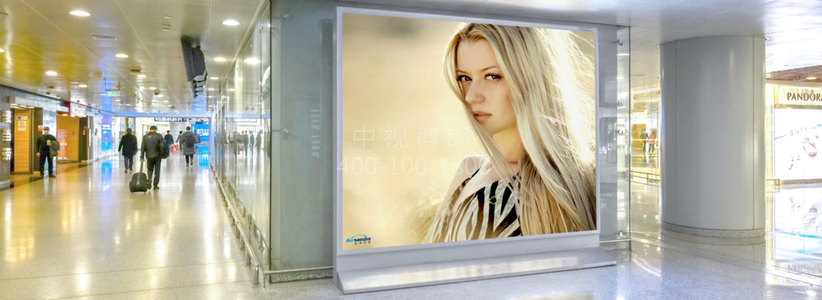 北京首都机场广告-T2国内出发通道灯箱D008