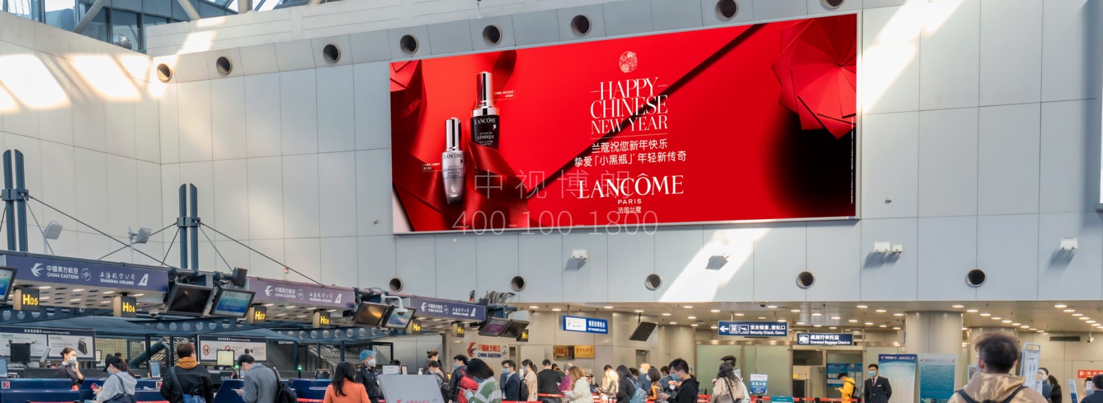 北京首都机场广告-T2国内出发值机大厅灯箱H1