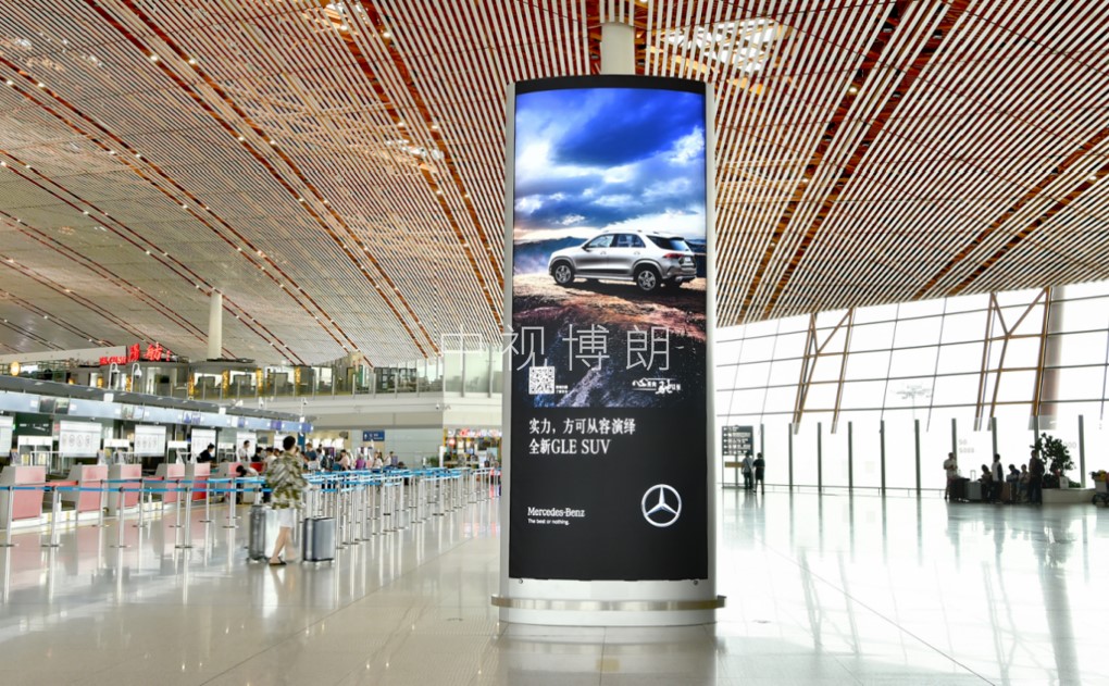 北京首都机场广告-T3出发大厅图腾灯箱J006