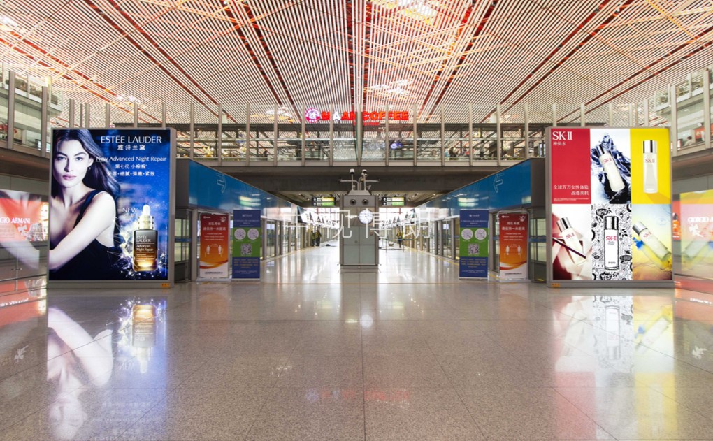 北京首都机场广告-T3 International Departure MRT Platform 2 Light Boxes