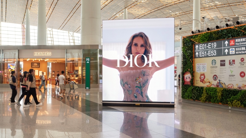 北京首都机场广告-T3国际出发免税区LED屏