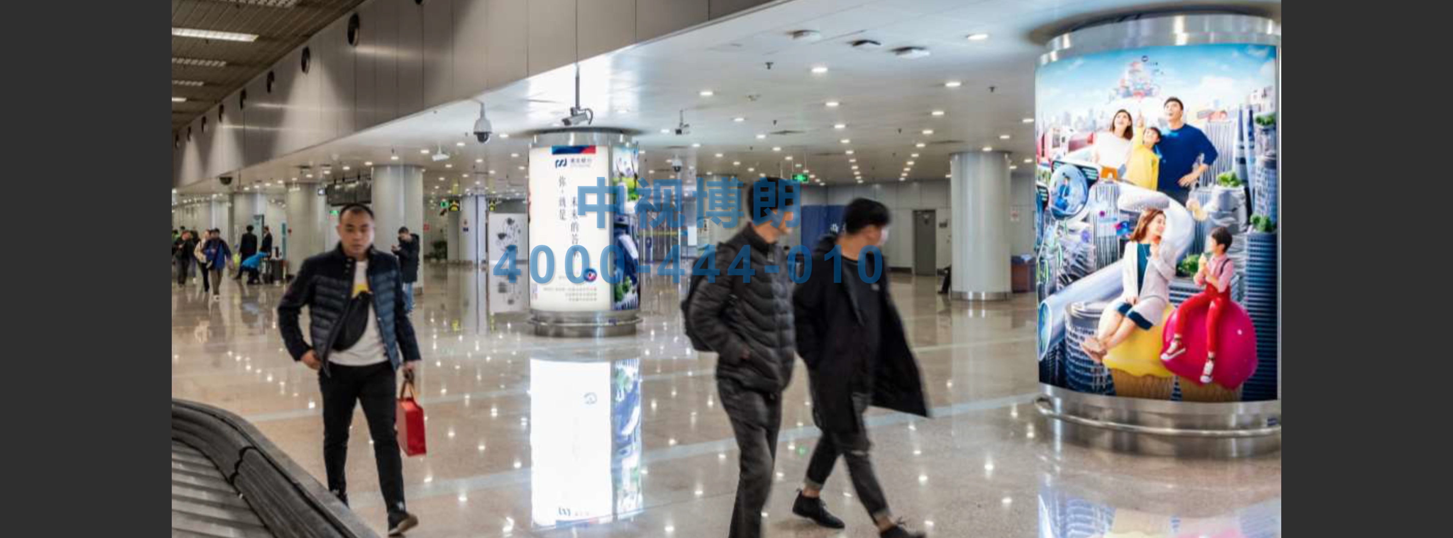 北京首都机场广告-T2到达行李厅成对包柱灯箱11-12