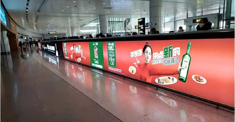 长春龙嘉机场广告-T2到达迎客厅灯箱D035