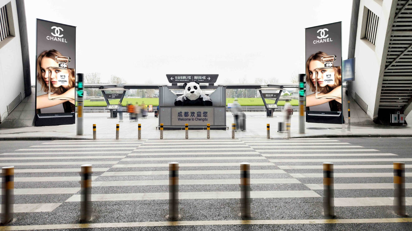Chengdu Airport Advertising-T2 domestic A/B export vertical double-sided light box