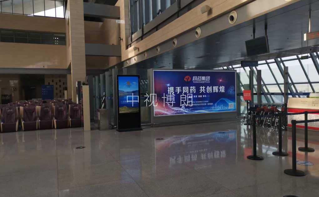 大同机场广告-出发到达全覆盖灯箱D009