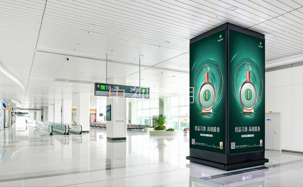 福州机场广告-出发候机北指廊包柱灯箱