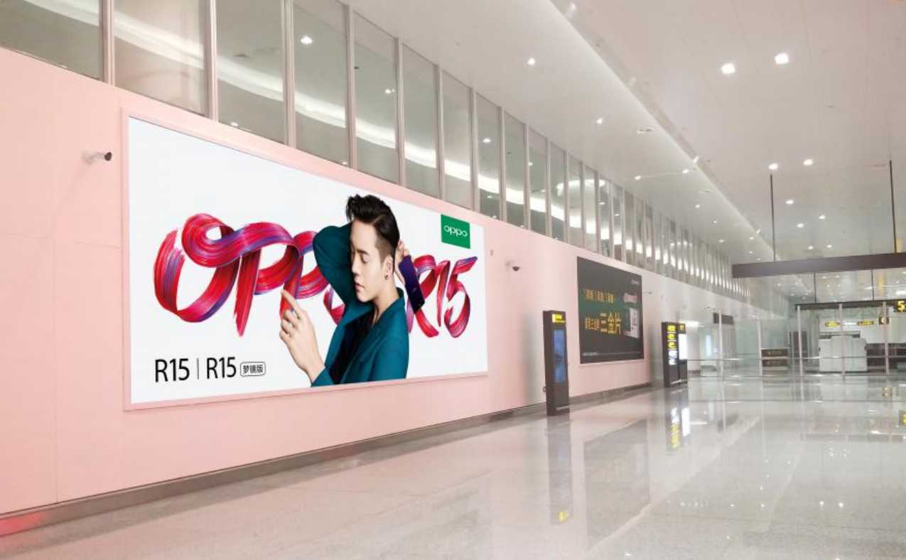 桂林机场广告-国内行李厅墙面灯箱A13F