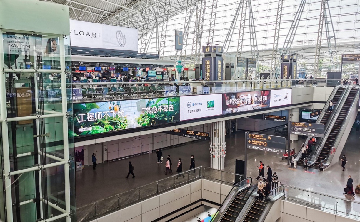 广州白云机场广告-T1国内出发值机厅LED套装