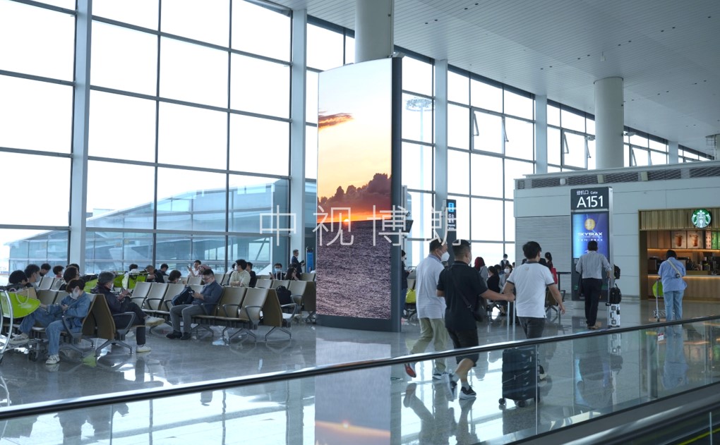 Guangzhou Airport Advertising-T2国际出发图腾灯箱套装