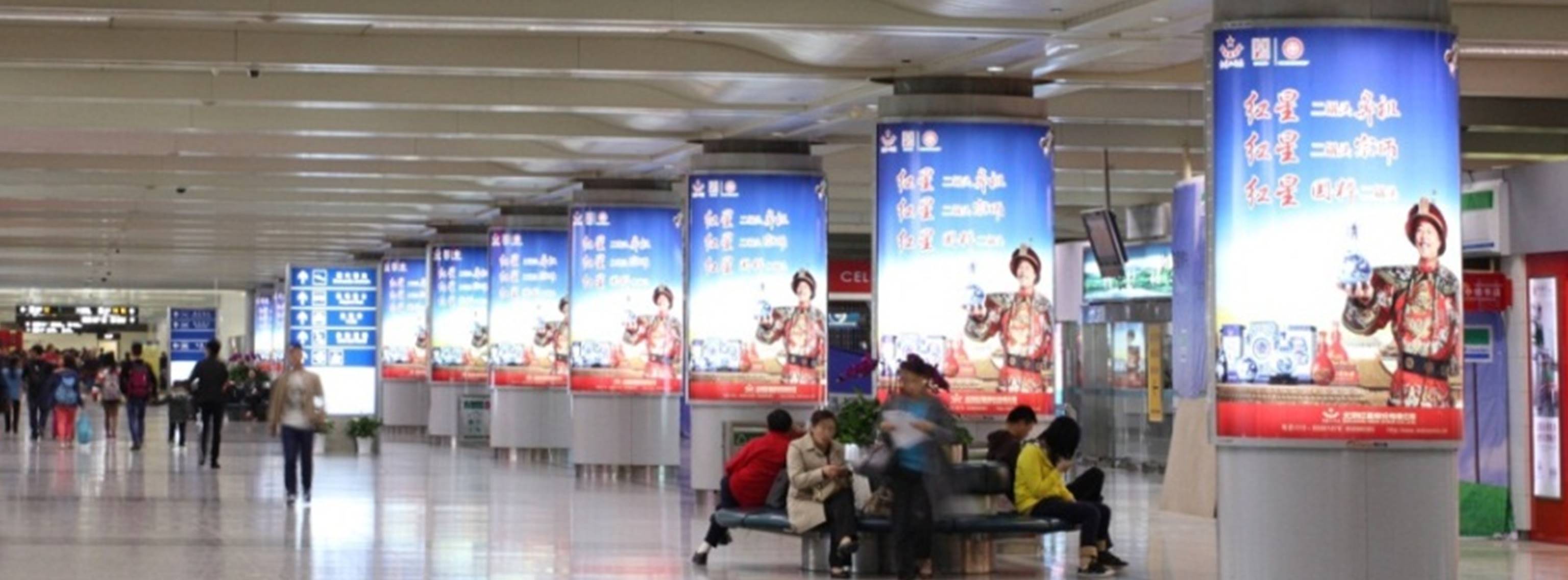 杭州萧山机场广告-T1迎客厅联排包柱灯箱DB56-70