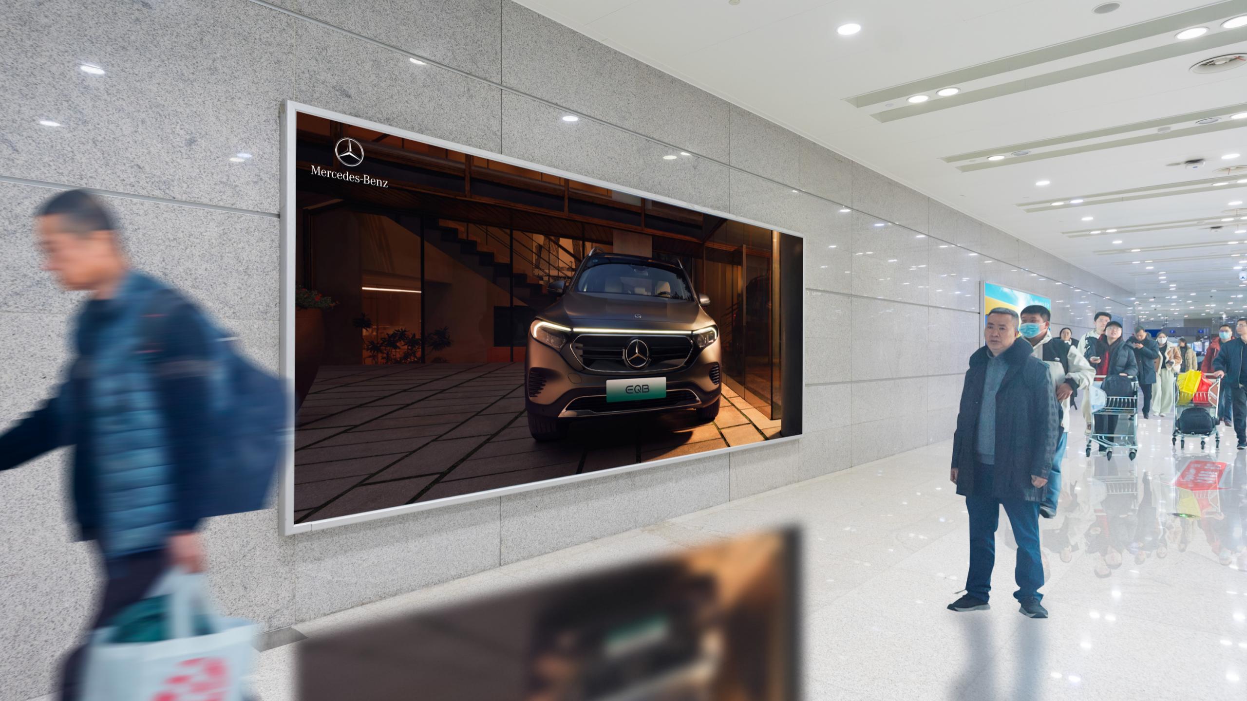 合肥新桥国际机场广告-国际到达行李提取大厅墙体灯箱2