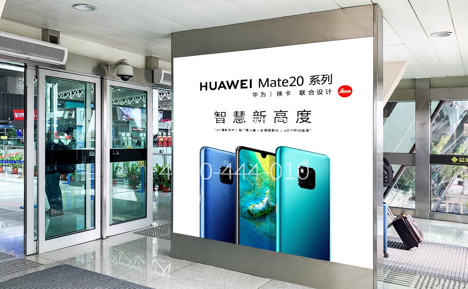 合肥新桥国际机场广告-国内出发层进出口双面灯箱