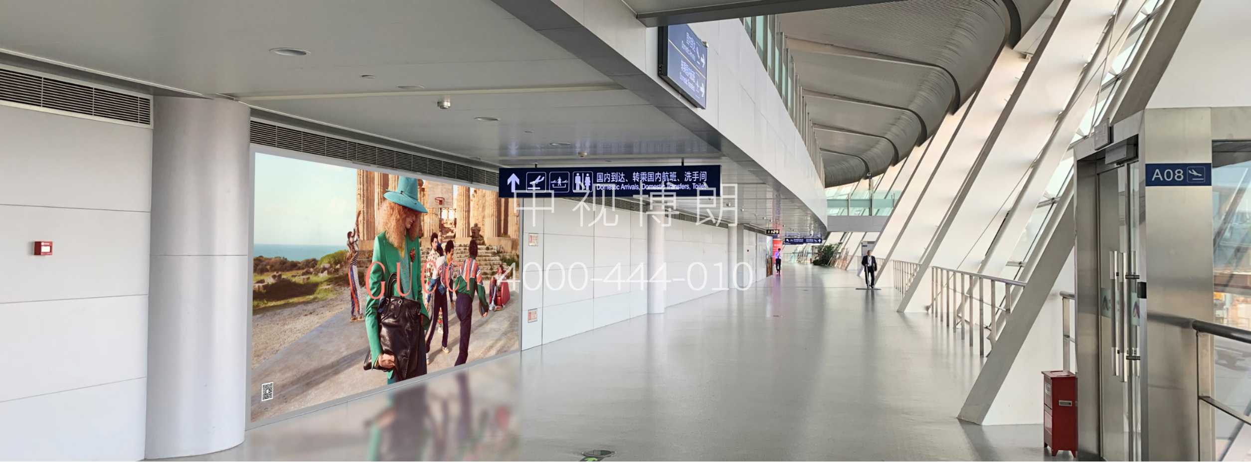 合肥新桥国际机场广告-国内到达区走廊成对墙体灯箱