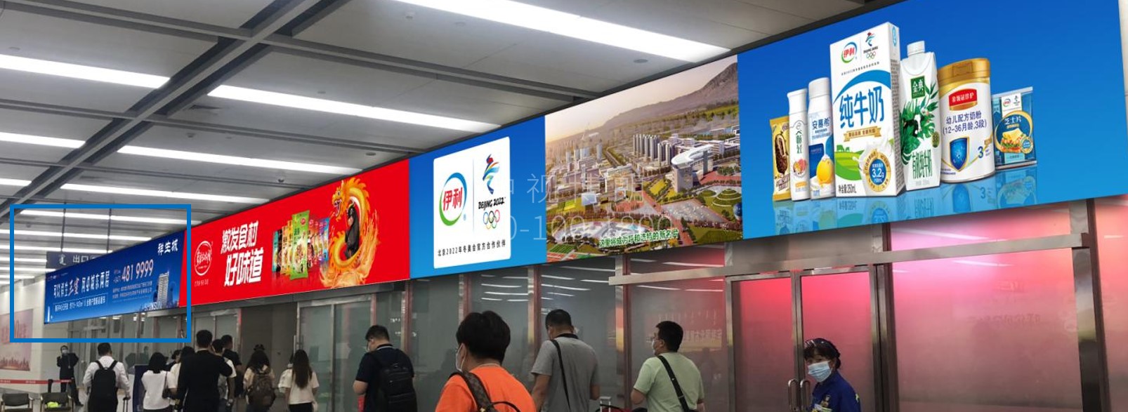 呼和浩特白塔国际机场广告-国内到达出口LED大屏5