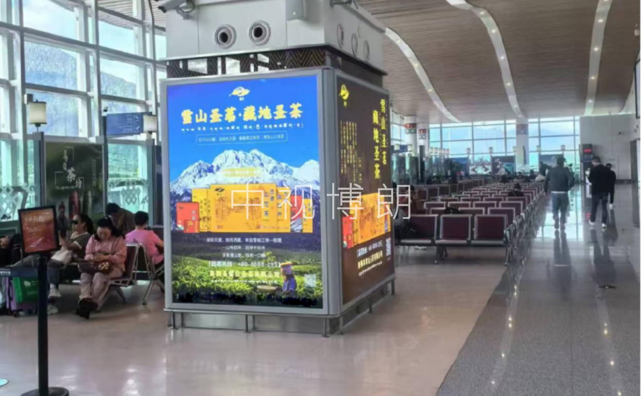 林芝机场出发层候机区四面立柱灯箱广告1