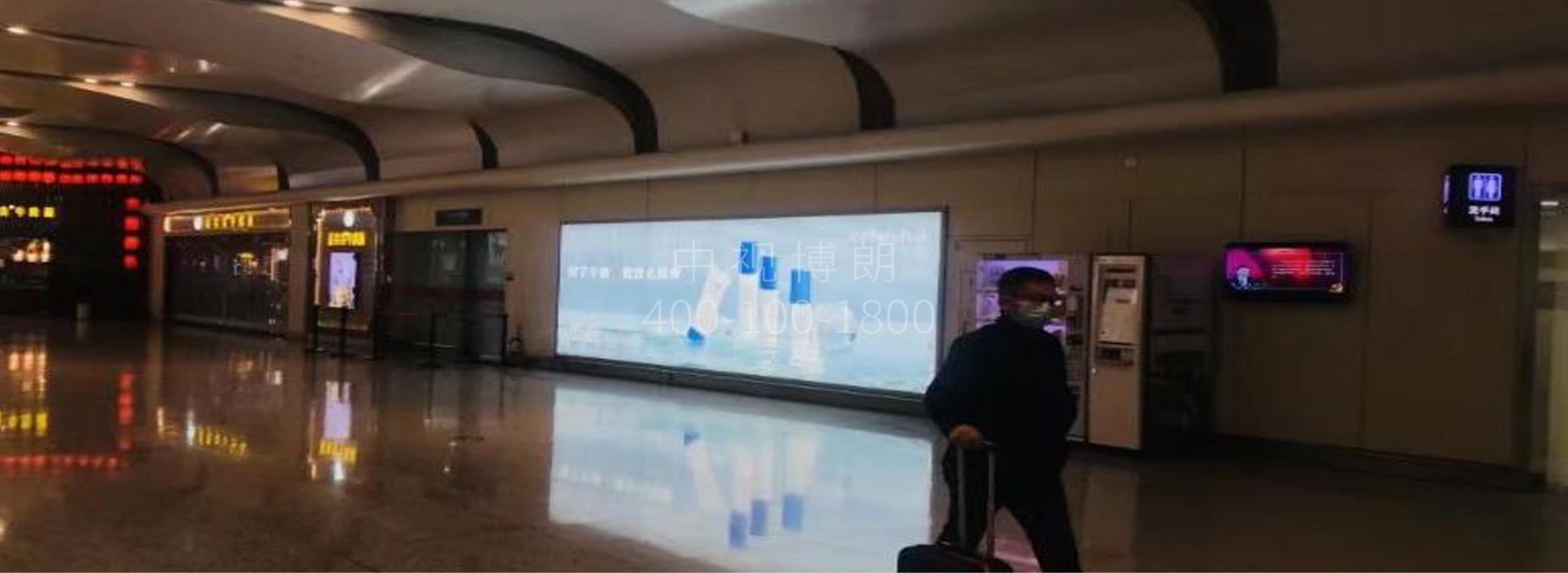 兰州中川国际机场广告-到达迎客厅灯箱