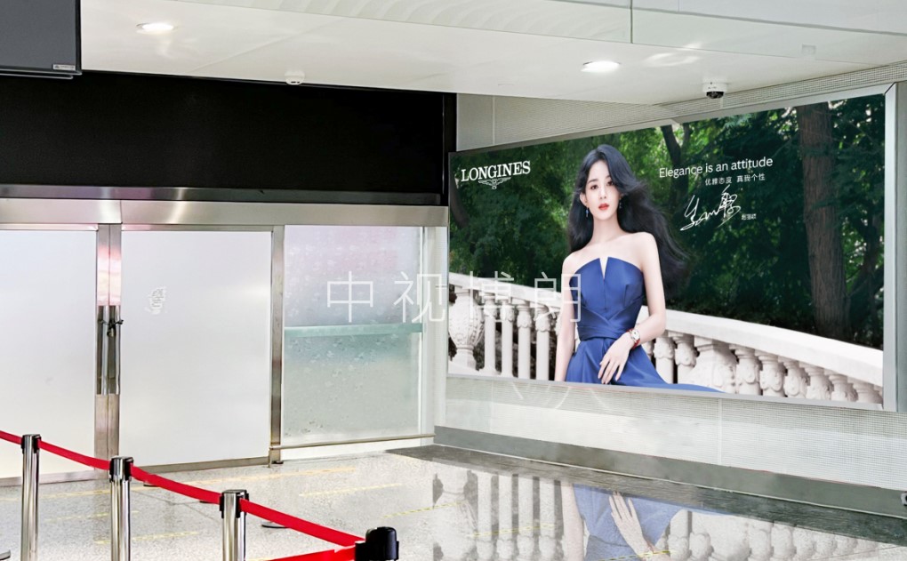 柳州白莲国际机场广告-到达行李提取大厅灯箱4
