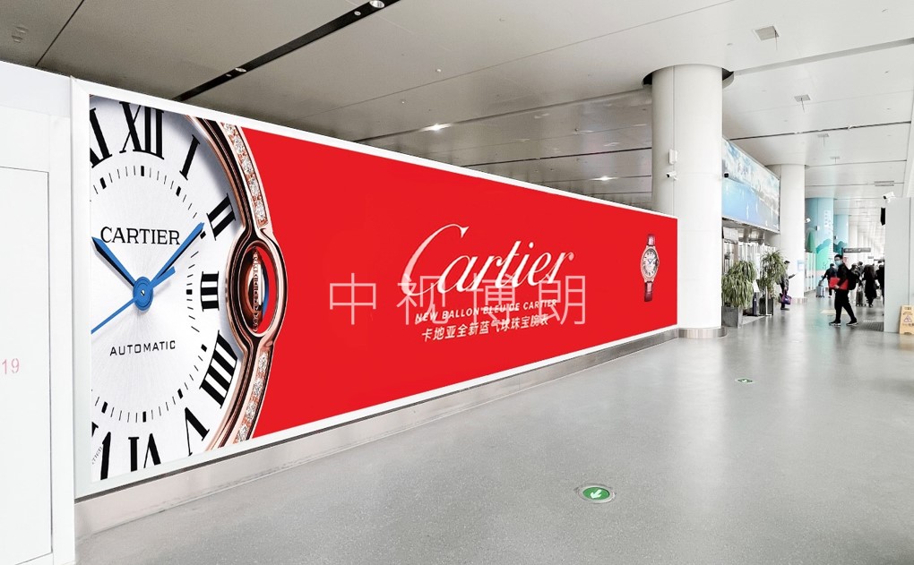 柳州白莲国际机场广告-出发到达混合通廊灯箱套装