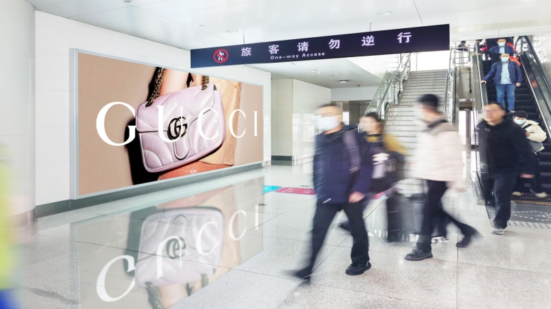 泉州晋江机场广告广告-国内到达走廊灯箱套装