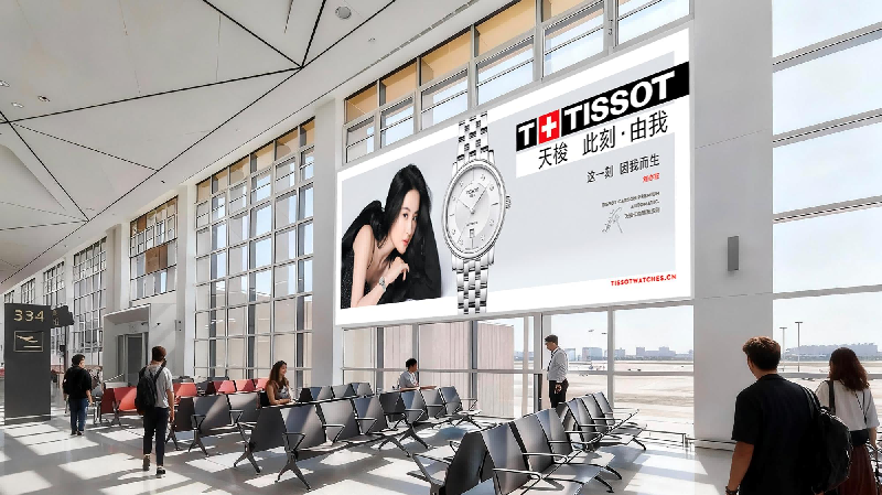 三亚凤凰机场广告-T3国内出发候机厅电梯迎面灯箱套装2