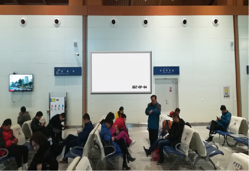 莎车机场广告-到达行李厅通廊4号看板