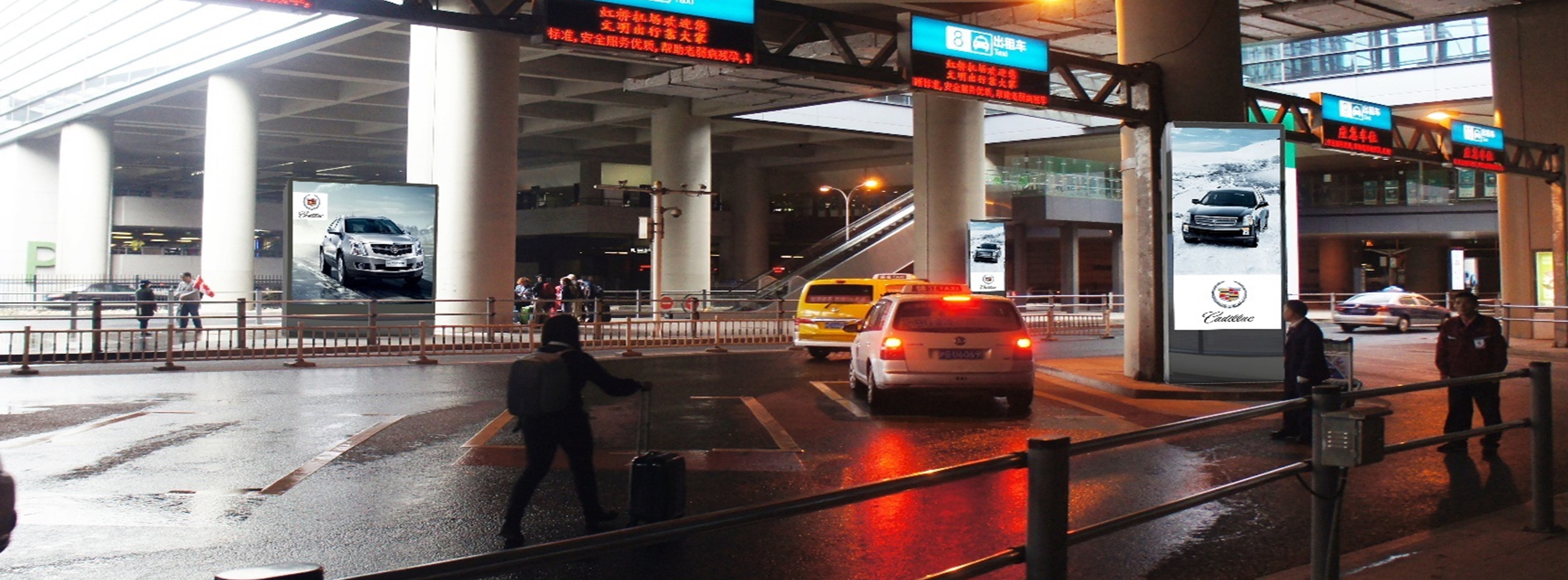 上海机场广告-虹桥T2到达出租车等候区LED屏