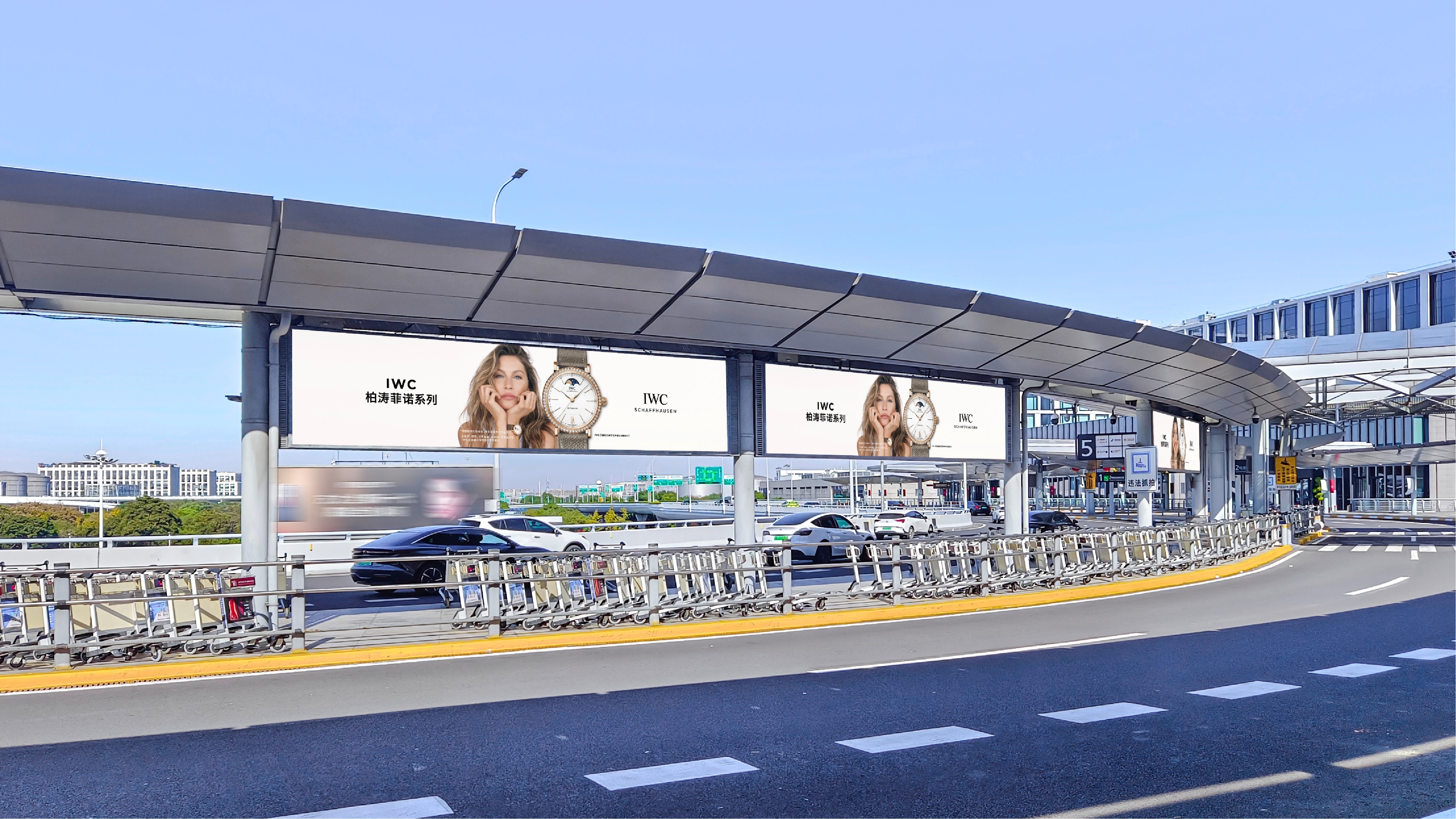 上海机场广告-虹桥T2出发入口看板套装