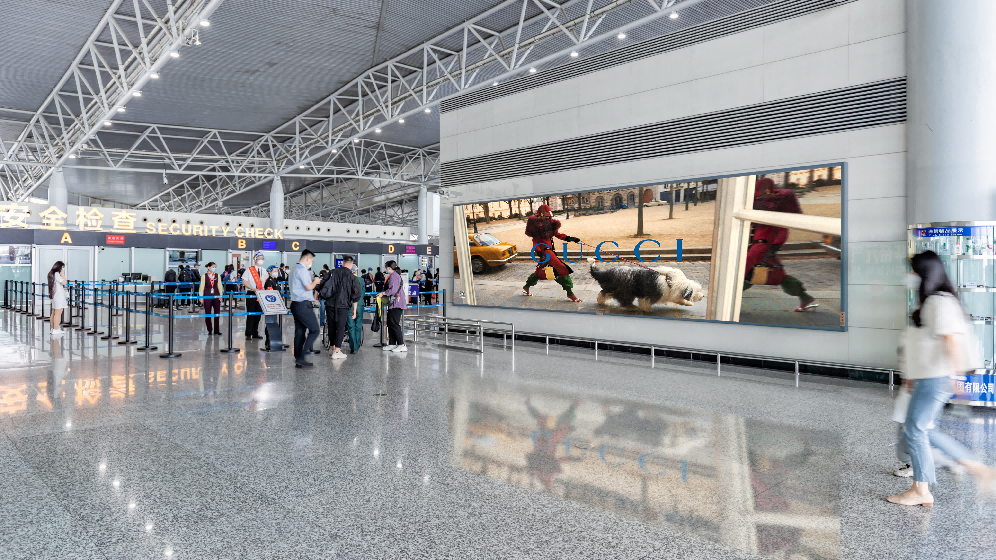石家庄机场广告-国内出发通道两侧灯箱套装