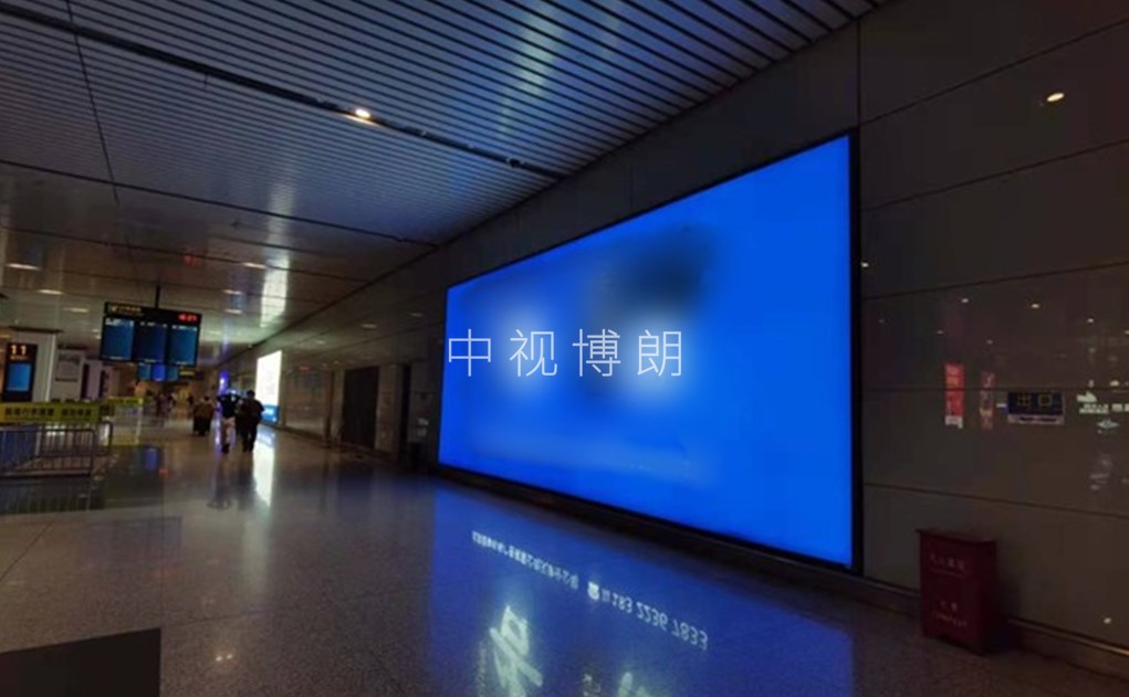天津机场广告-到达行李厅灯箱D056