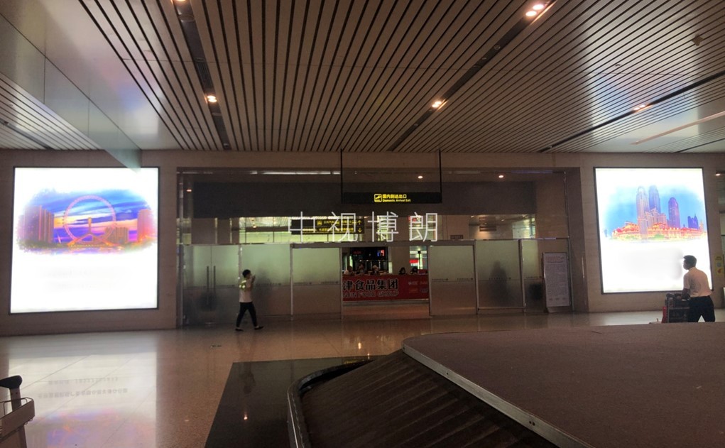 天津机场广告-到达行李厅灯箱D(073,074)