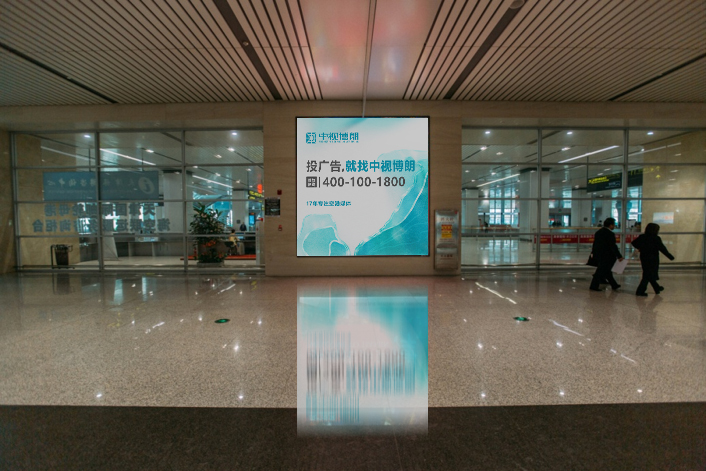 天津滨海国际机场广告-国内到达行李厅出口灯箱2