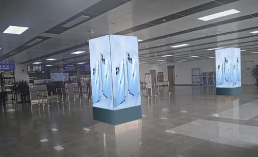 潍坊机场广告-出发候机厅包柱灯箱